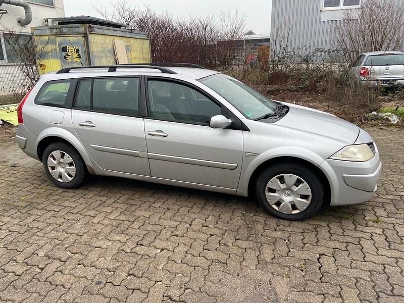 Gebraucht Renault Mégane GrandTour 86 PS (63 kW) 2007 Silber Kombi