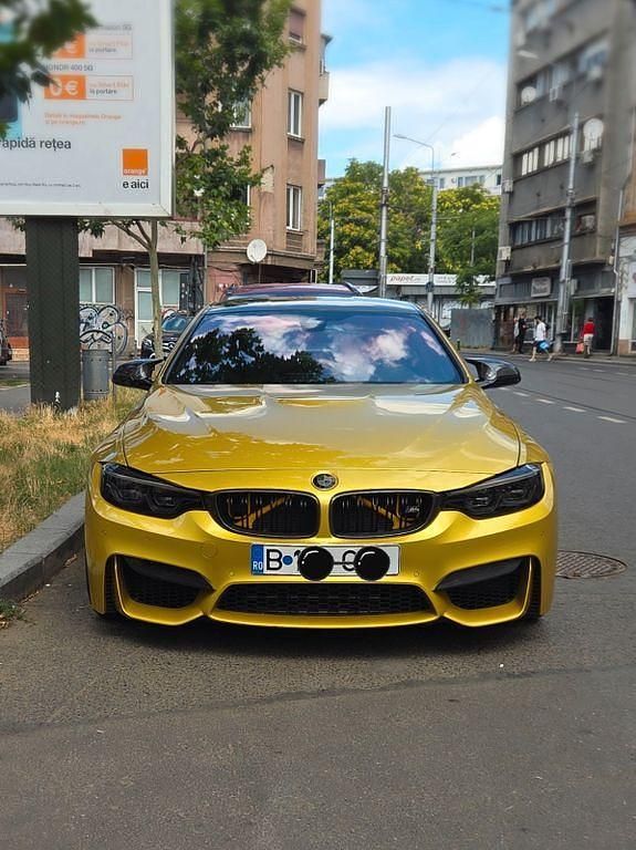 Gold Gebraucht 2019 BMW M4 Performance Coupé | 49.800 € (Superpreis) - Bild 1/4