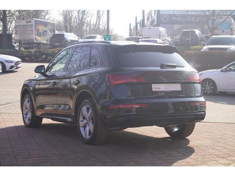 Gebraucht Audi Q5 S-Line 204 PS (150 kW) 2023 Mythosschwarzmet. (metallic) SUV