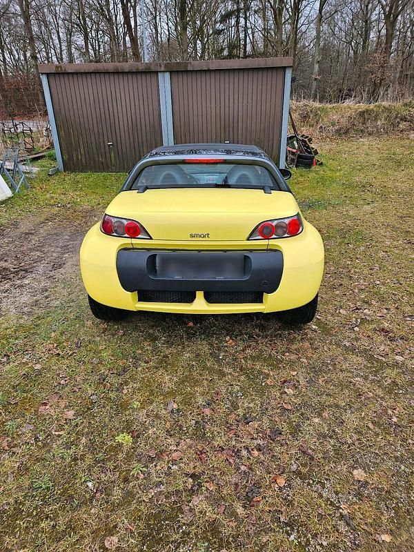 Gebraucht Smart Roadster 62 PS (45 kW) 2004 Gelb Cabrio