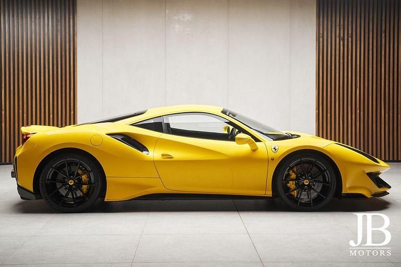 Gebraucht Ferrari 488 721 PS (530 kW) 2020 Gelb Coupé