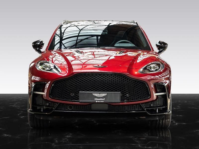 Gebraucht Aston Martin DBX 727 PS (534 kW) 2026 Rot SUV