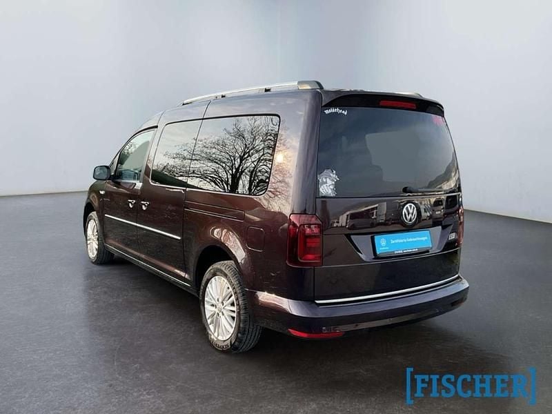Gebraucht VW Caddy Highline 150 PS (110 kW) 2019 Violett Van / Kleinbus