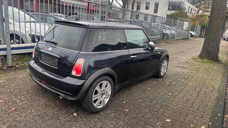 Gebraucht Mini ONE 90 PS (66 kW) 2006 Schwarz Kleinwagen