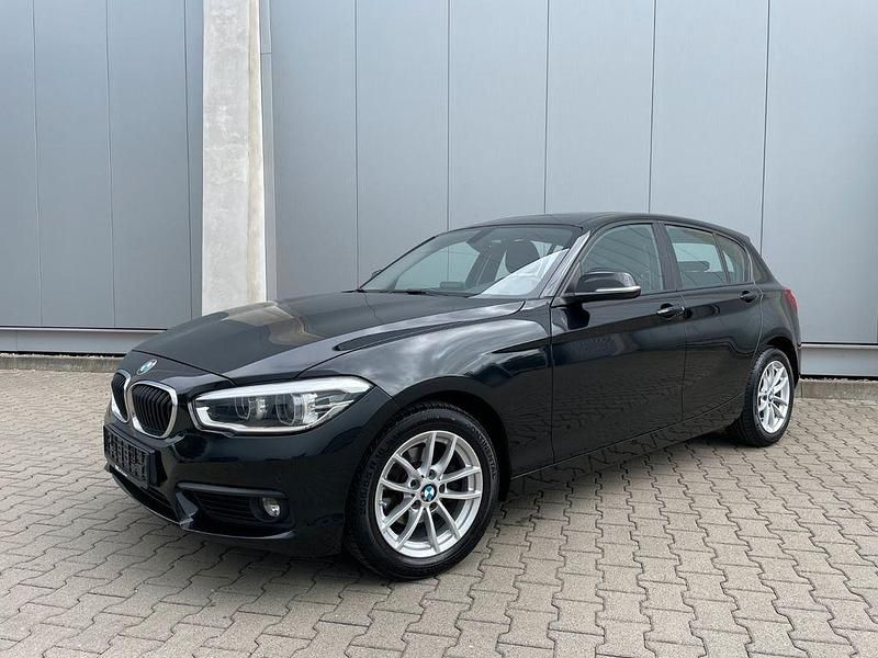 Schwarz Gebraucht 2017 BMW 116 Kleinwagen | 10.900 € (Fairer Preis) - Bild 1/4