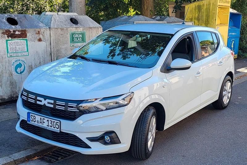 Gebraucht Dacia Sandero Expression 91 PS (66 kW) 2023 Weiß Limousine