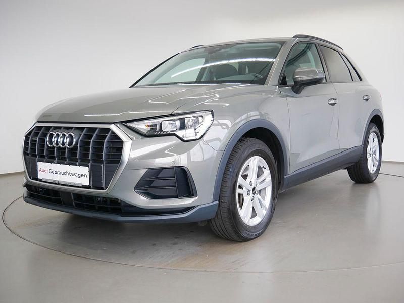 Gebraucht Audi Q3 Comfort 190 PS (139 kW) 2022 Grau SUV