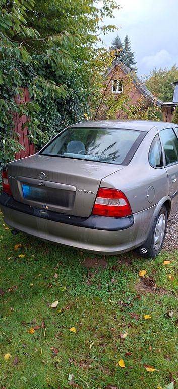 Gebraucht Opel Vectra 116 PS (85 kW) 1996 Limousine