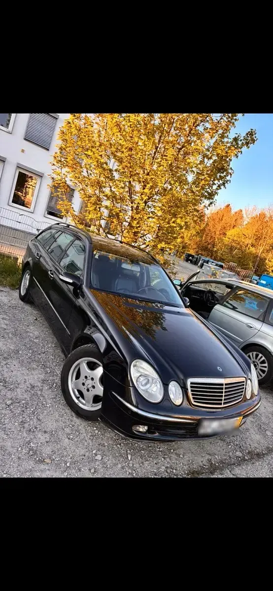 Usata Mercedes E320 224 CV (164 kW) 2004 Nero Station wagon