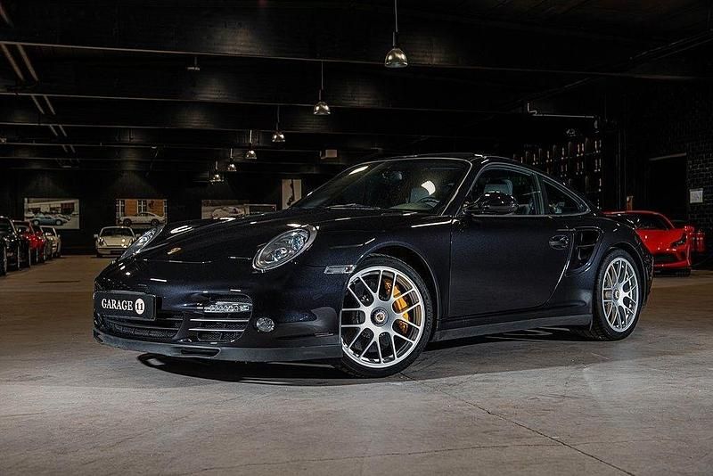 Schwarz Gebraucht 2011 Porsche 911 Turbo S Coupé | 117.997 € (Teuer) - Bild 1/4