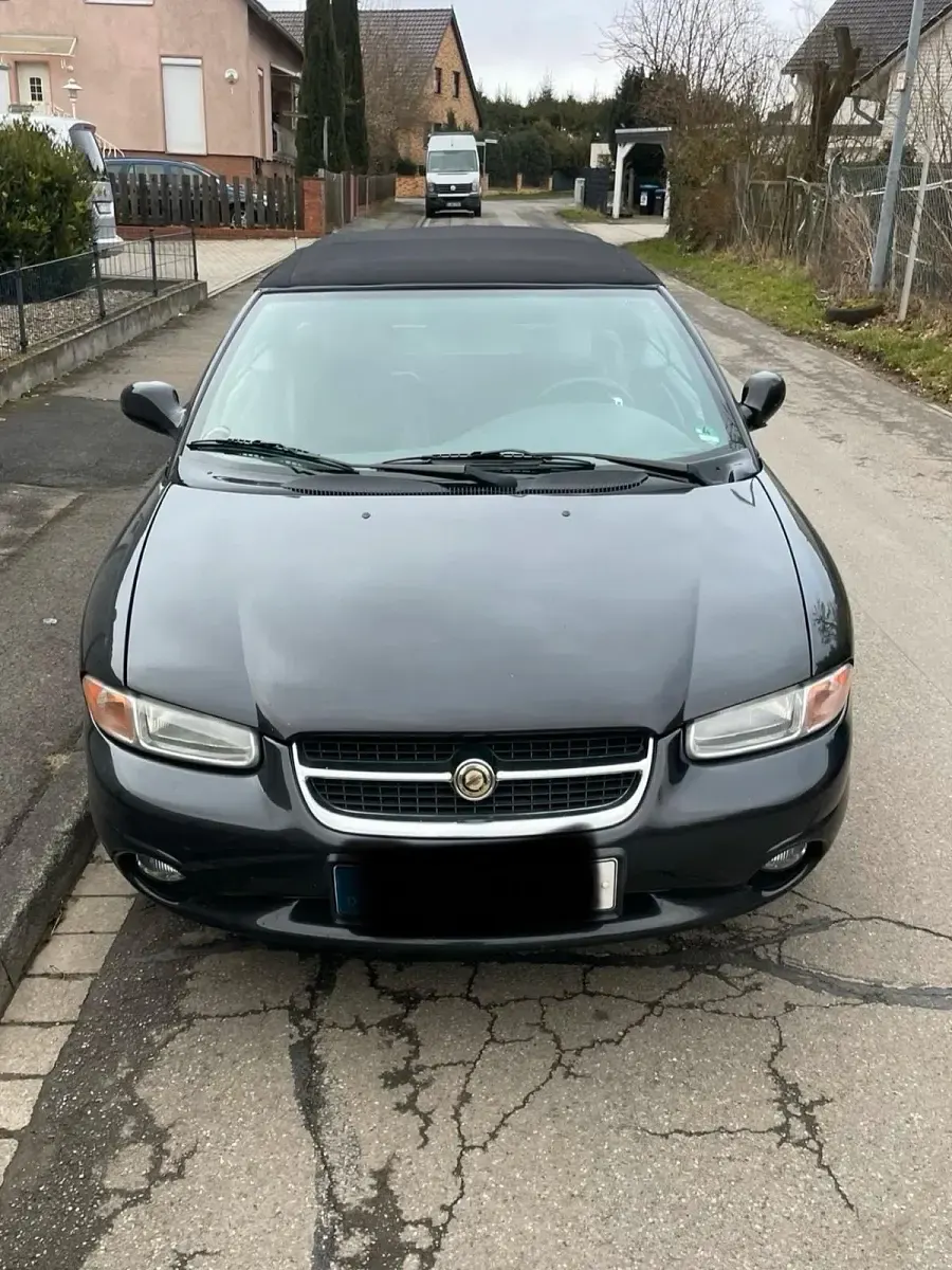 Gebraucht Chrysler 300C 160 PS (117 kW) 1998 Schwarz Cabrio
