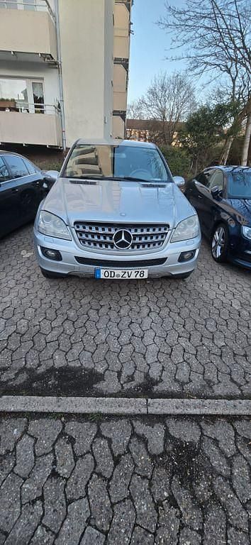Gebraucht Mercedes ML420 306 PS (225 kW) 2008 Grau SUV
