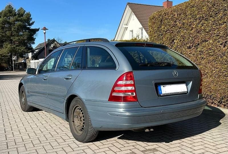 Gebraucht Mercedes C180 Elegance 143 PS (105 kW) 2005 Grau Kombi