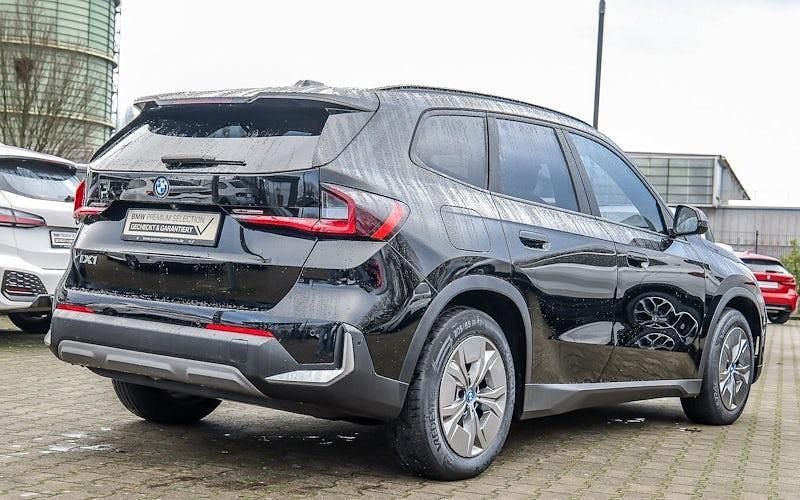 Gebraucht BMW iX1 Performance 230 kW (313 PS) 2023 Schwarz SUV