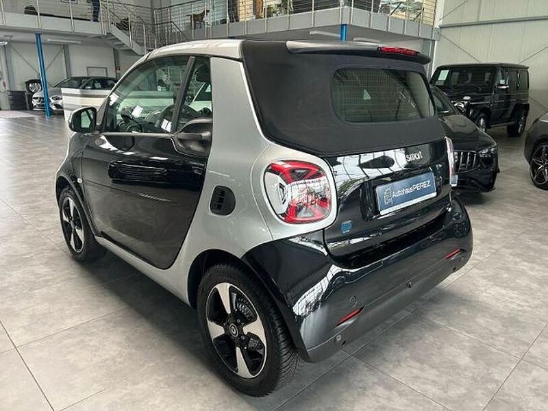 Gebraucht Smart ForTwo Electric Drive Exclusive 60 kW (82 PS) 2024 Schwarz Cabrio