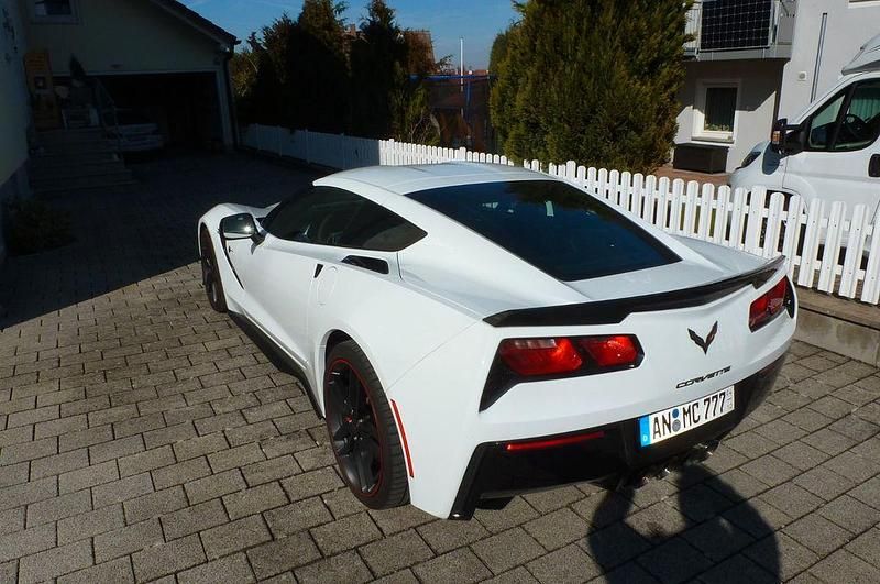 Gebraucht Corvette Stingray 466 PS (342 kW) 2019 Weiß Coupé
