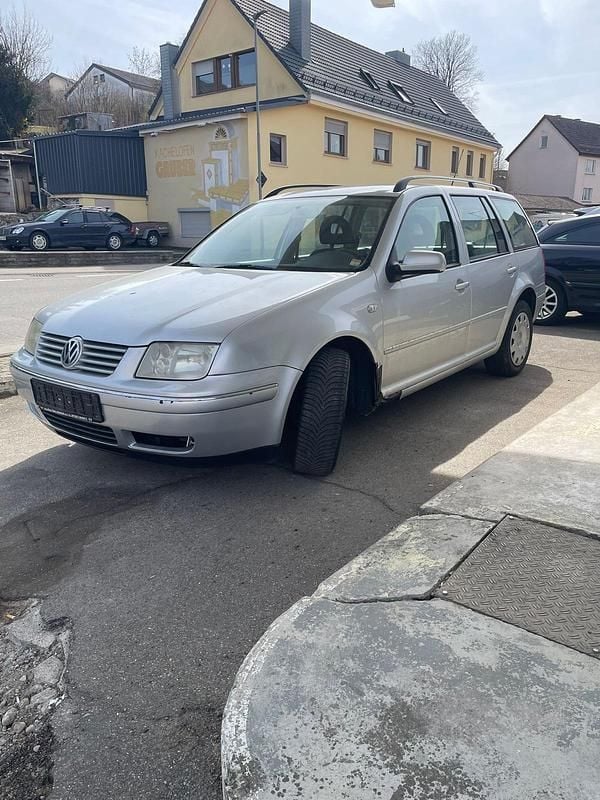 Gebraucht VW Bora 115 PS (84 kW) 2002 Silber Kombi