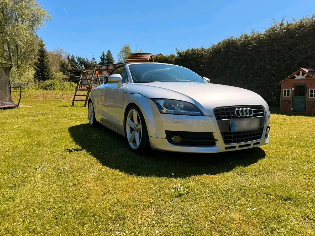 Second-hand Audi TT S-Line 200 CP (147 kW) 2007 Argintiu Coupe