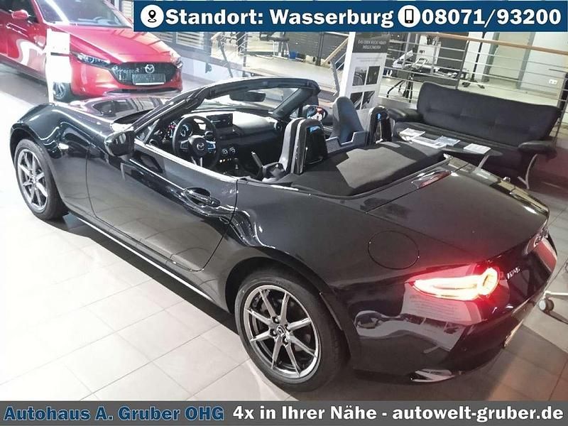 Neu Mazda MX5 Exclusive 132 PS (97 kW) 2025 Jet black Cabrio