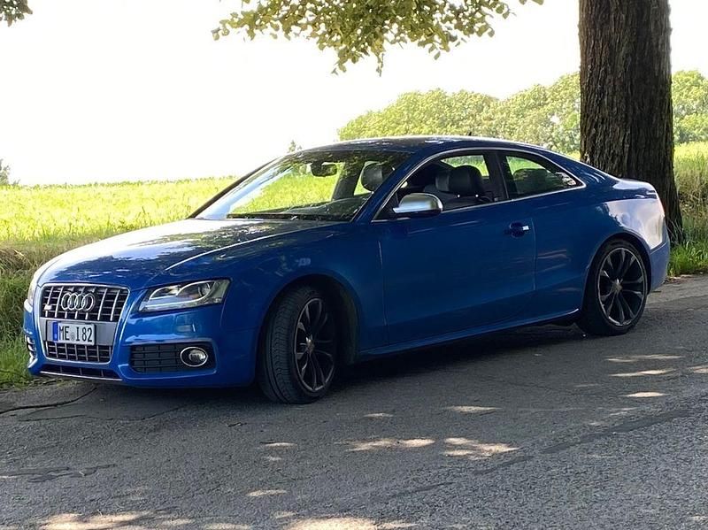 Blau Gebraucht 2009 Audi S5 Sport | 11.522 € (Superpreis) - Bild 1/4