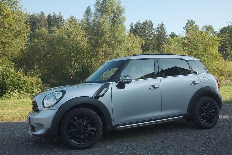 Silber Gebraucht 2015 Mini Cooper Countryman SUV | 10.500 € (Fairer Preis) - Bild 1/4