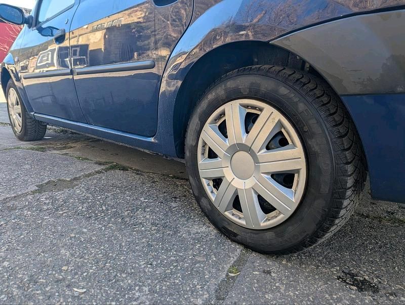 Gebraucht Dacia Logan 75 PS (55 kW) 2008 Blau Limousine