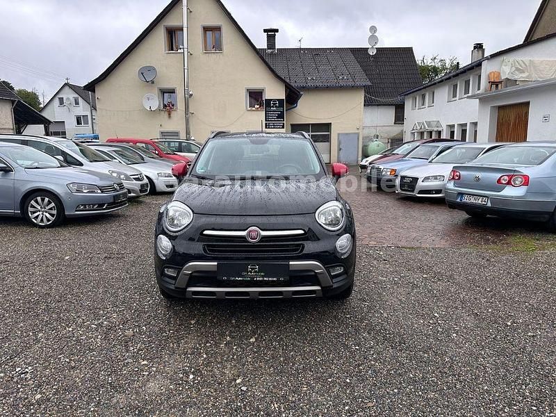 Schwarz Gebraucht 2015 Fiat 500X Cross SUV | 13.950 € (Etwas zu teuer) - Bild 1/4