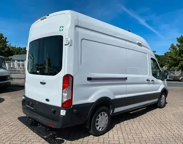 Gebraucht Ford Transit Trend 170 PS (125 kW) 2019 Andere Van