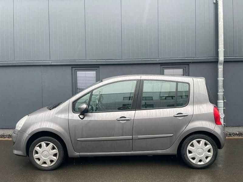 Gebraucht Renault Modus Dynamique 101 PS (74 kW) 2010 Grau Van / Kleinbus
