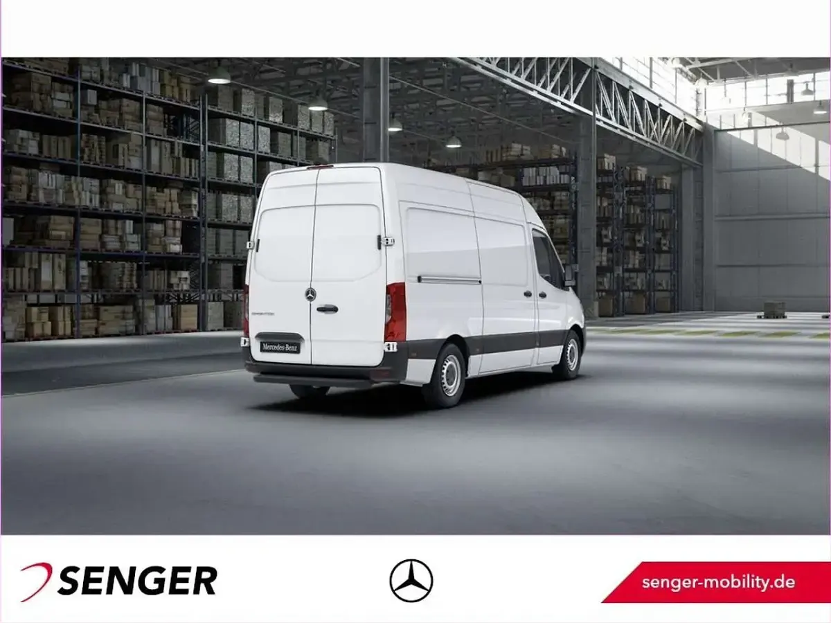 Gebraucht Mercedes Sprinter 170 PS (125 kW) 2023 Arktikweiß Van