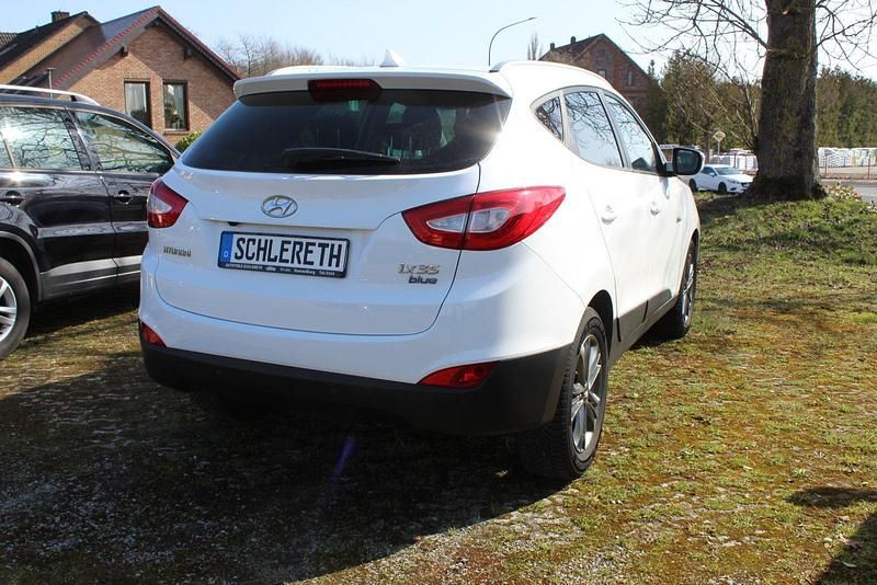 Gebraucht Hyundai ix35 Edition 135 PS (99 kW) 2015 Polar white / sol SUV