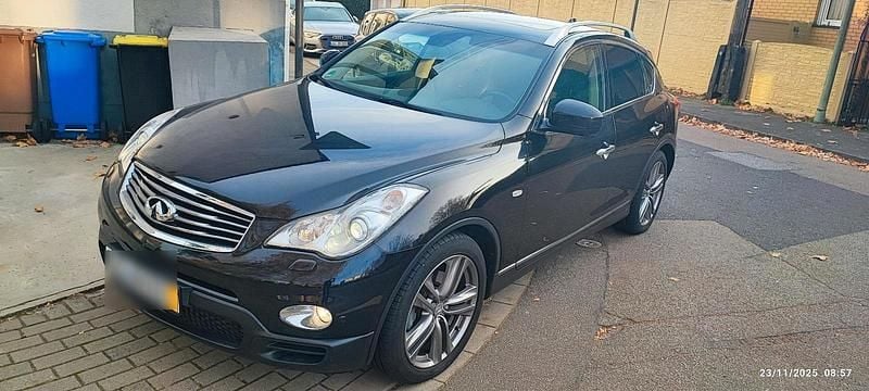 Schwarz Gebraucht 2012 Infiniti Ex30 SUV | 11.200 € - Bild 1/4