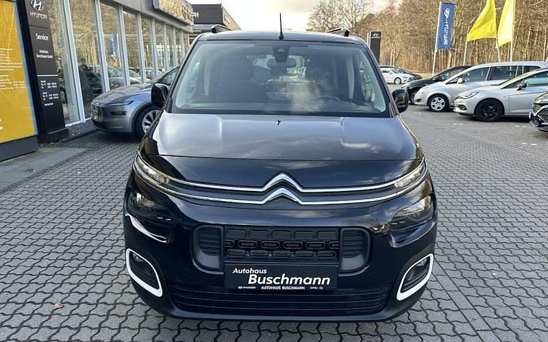 Gebraucht Citroën Berlingo Feel 131 PS (96 kW) 2019 Schwarz Van / Kleinbus