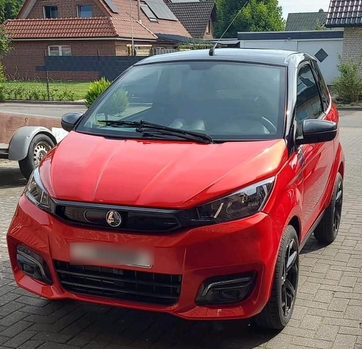 Rot Gebraucht 2024 Aixam City | 14.700 € (Fairer Preis) - Bild 1/4