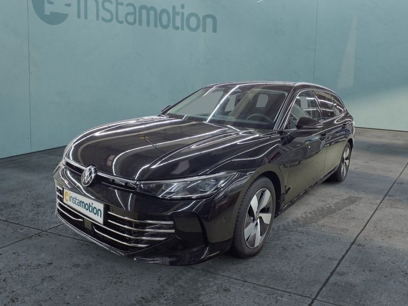 Gebraucht VW Passat R 150 PS (110 kW) 2024 Schwarz Kombi