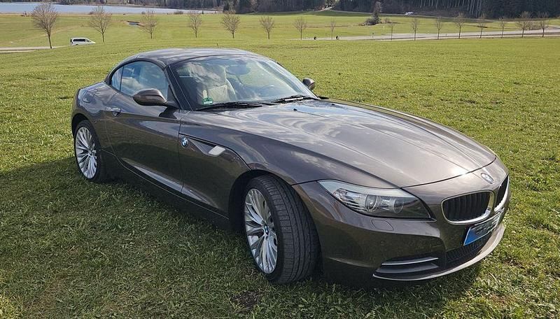 Gebraucht BMW Z4 204 PS (150 kW) 2010 Braun Cabrio
