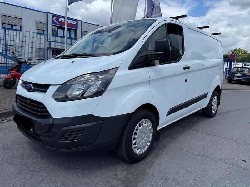 Second-hand Ford Transit Custom 101 CP (74 kW) 2014 Alb Monovolum