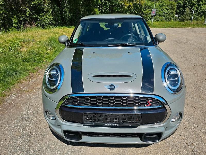 Grau Gebraucht 2019 Mini Cooper S Kleinwagen | 15.900 € (Guter Preis) - Bild 1/4