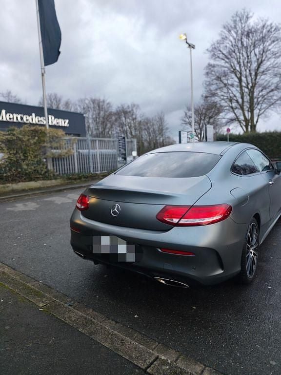 Gebraucht Mercedes C300 AMG 245 PS (180 kW) 2017 Grau Coupé