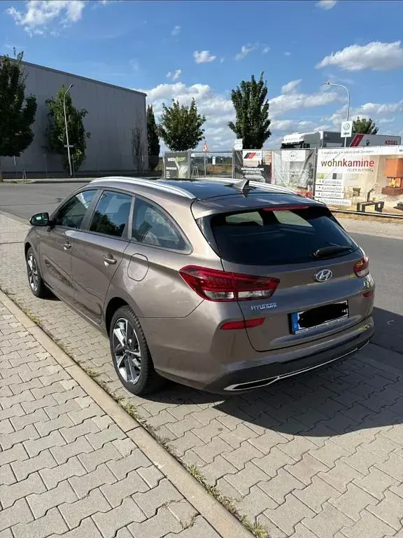 Gebraucht Hyundai i30 Trend 160 PS (117 kW) 2024 Braun Limousine