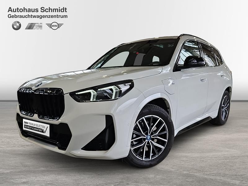 Alpinweiß uni Gebraucht 2024 BMW X1 M Sport SUV | 51.360 € (Teuer) - Bild 1/4