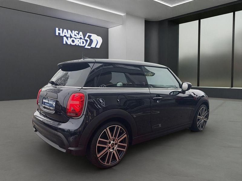 Second-hand Mini ONE 102 CP (75 kW) 2021 Negru Hatchback
