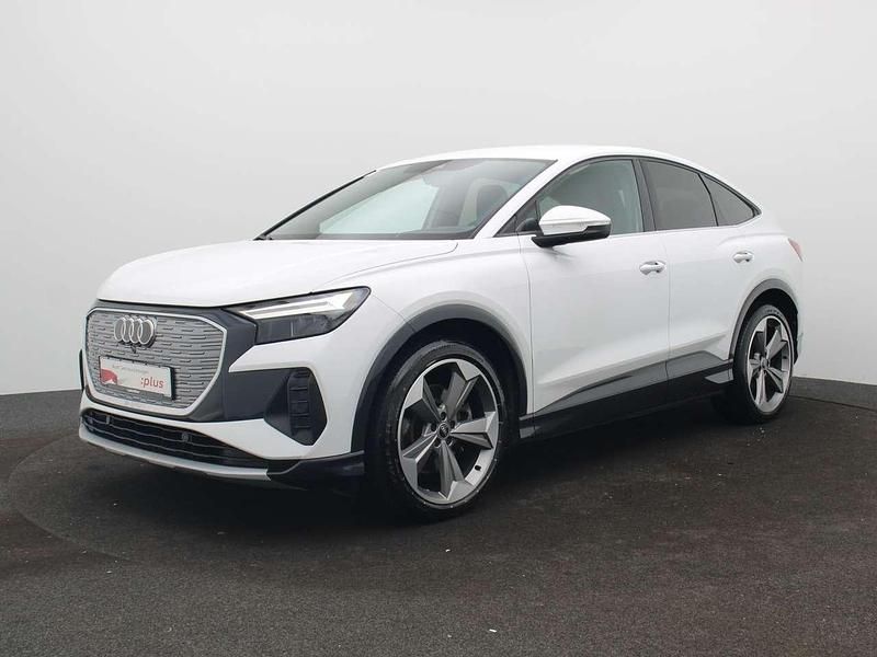 Gebraucht Audi Q4 e-tron Advanced Plus 219 kW (299 PS) 2021 Gletscherweiß metallic SUV