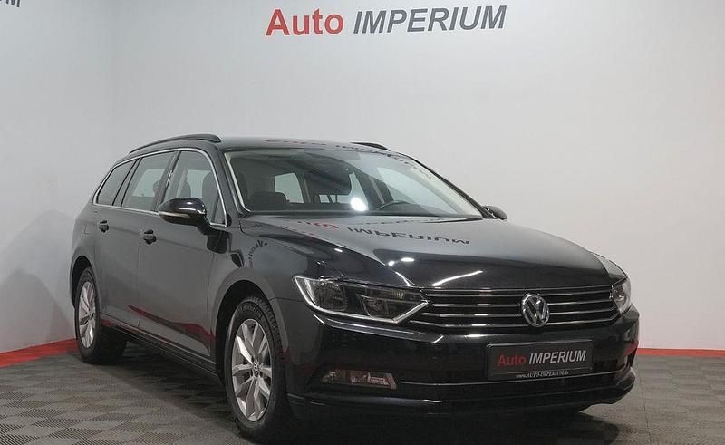 Gebraucht VW Passat Comfortline 150 PS (110 kW) 2017 Schwarz Kombi