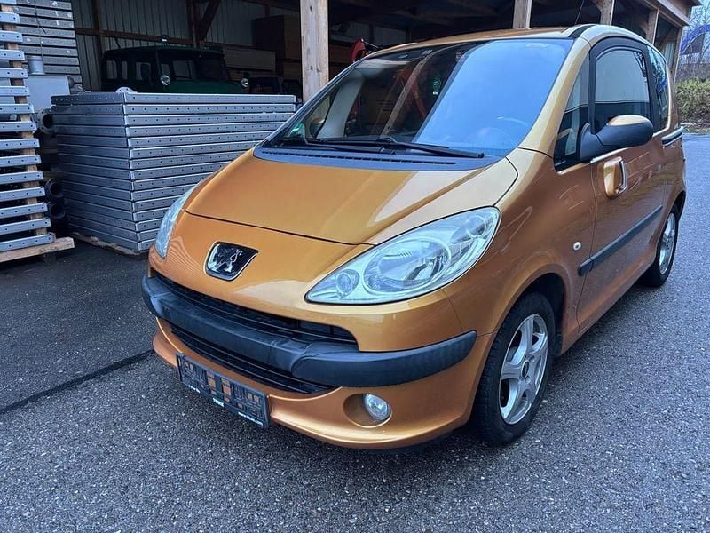 Gebraucht Peugeot 1007 73 PS (53 kW) 2006 Orange Van / Kleinbus