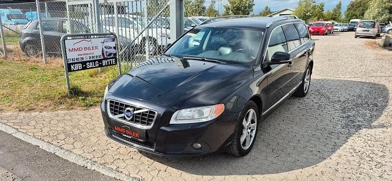 Schwarz Gebraucht 2012 Volvo V70 Summum Kombi | 4.850 € (Superpreis) - Bild 1/4