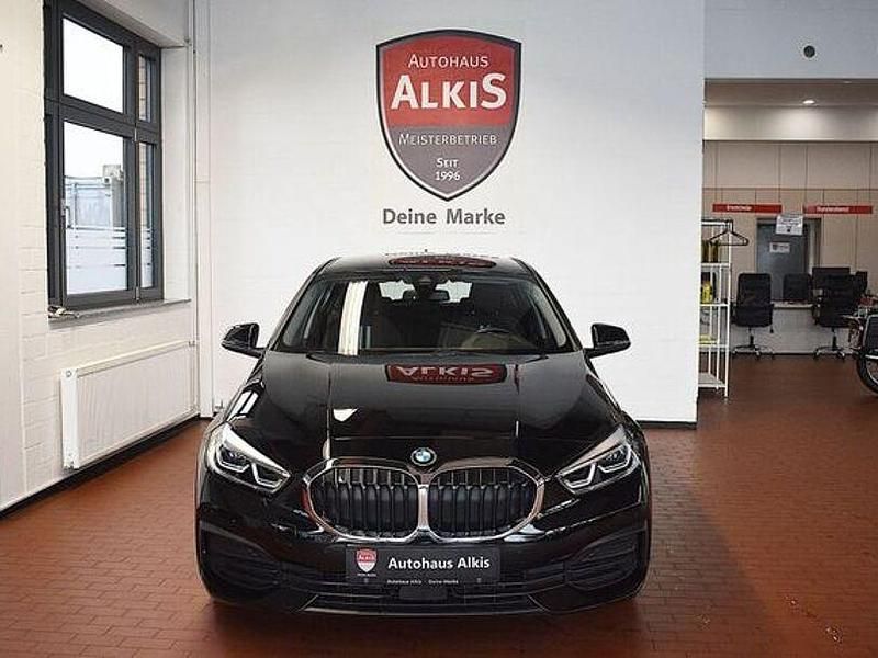 Gebraucht BMW 116 Advantage 116 PS (85 kW) 2020 Schwarz uni Kleinwagen