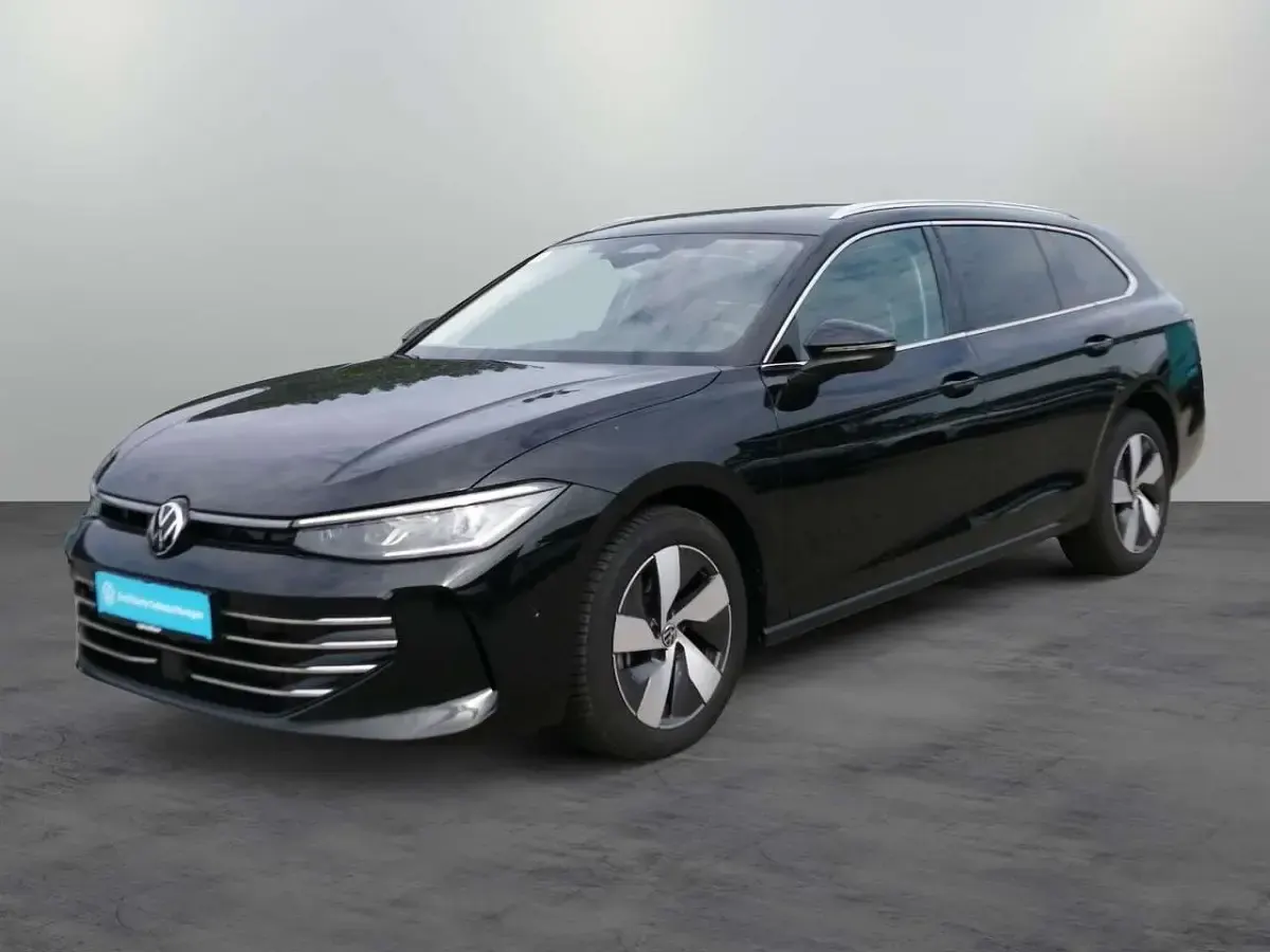 Gebraucht VW Passat Elegance 193 PS (141 kW) 2026 Grenadillschwarz metallic Kombi