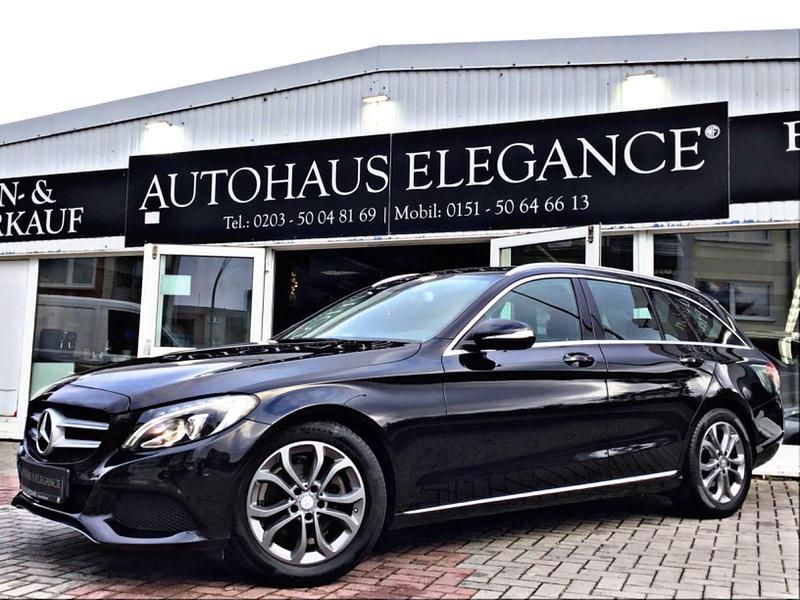 Gebraucht Mercedes C180 Avantgarde 156 PS (114 kW) 2015 Schwarz Kombi