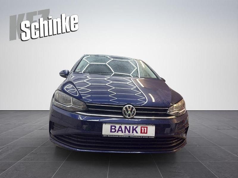 Gebraucht VW Golf VII 110 PS (80 kW) 2018 Blau Limousine